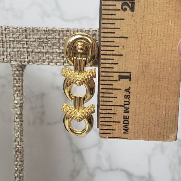 GOLDTONE CHUNKY LINK Necklace & Earrings Set Classic Jewelry - Picture 3 of 7